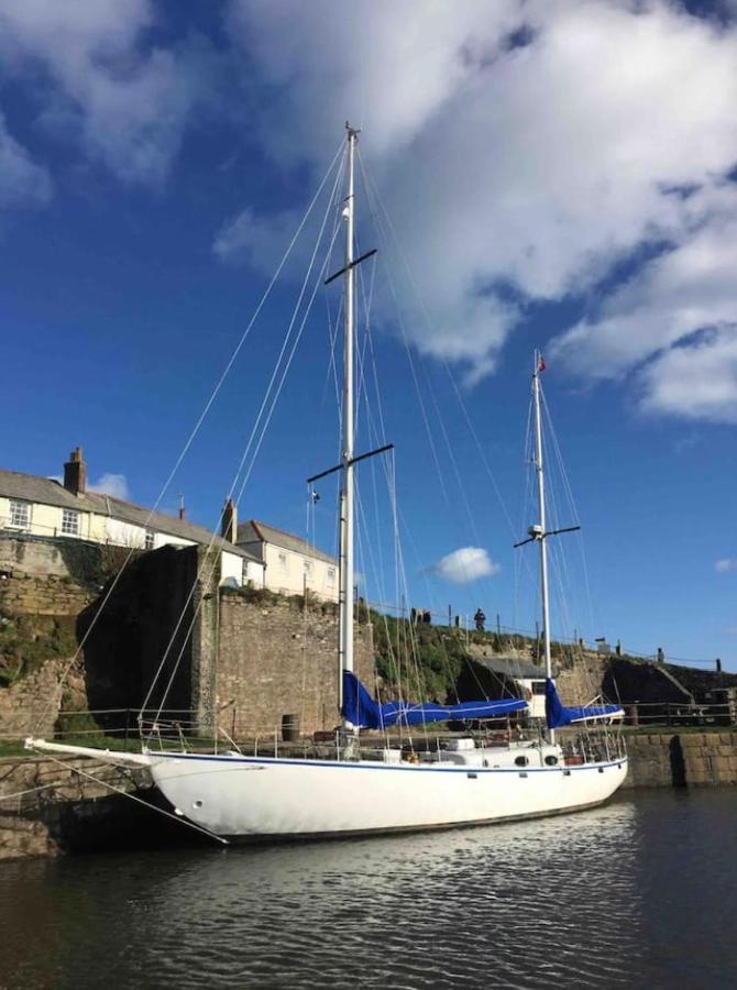 Stunning Yacht Sea Lion In Charlestown Harbour, Cornwall Hotel Exterior photo